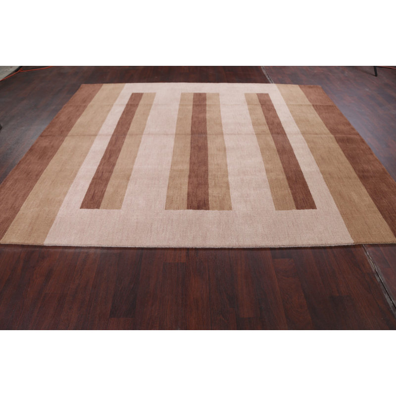 Tapis oriental en laine noué à la main Lavdmir