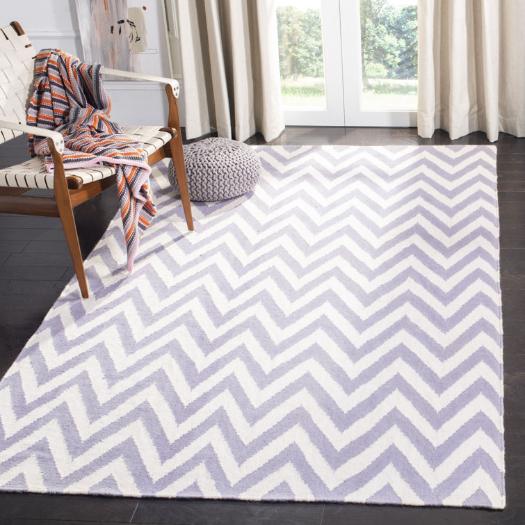 Emek Hand Woven Flat Weave Wool/Cotton Chevron Rug in Purple/Ivory