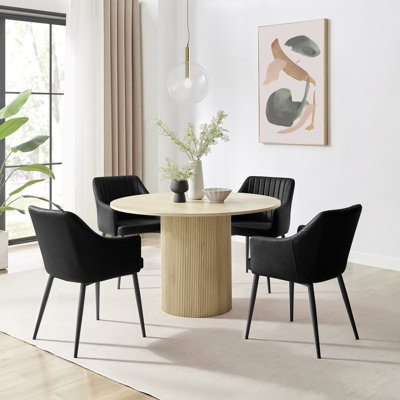 Tamorion 4 - Person Dining Set