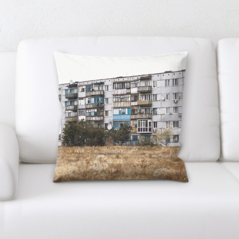 Coussin ancien et abandonné Locksley