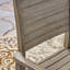 Chaises de patio grises - fabriquées avec une attention particulière portée aux détails des sièges d'extérieur en bois
