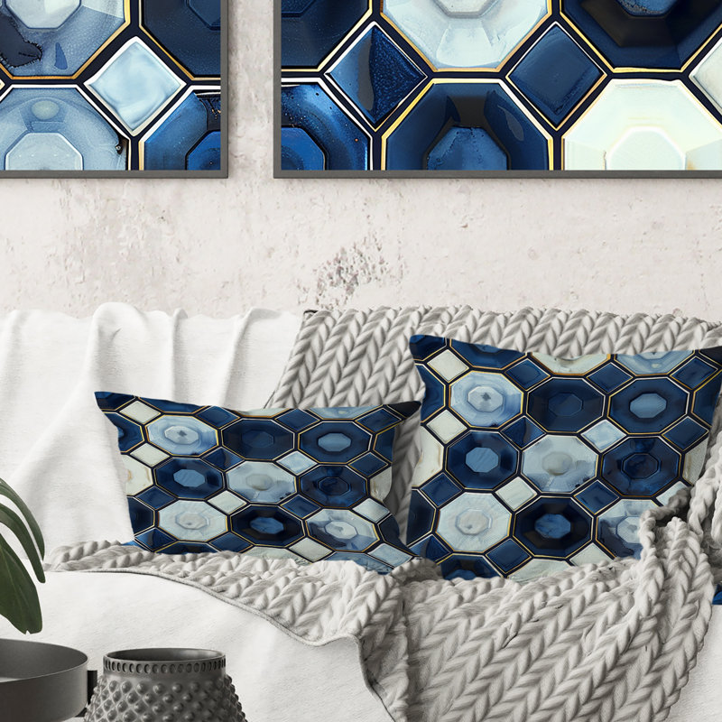 Coussin bleu et beige Midcentury Hexagon Print III - Midcentury, H 16 po x l 16 po