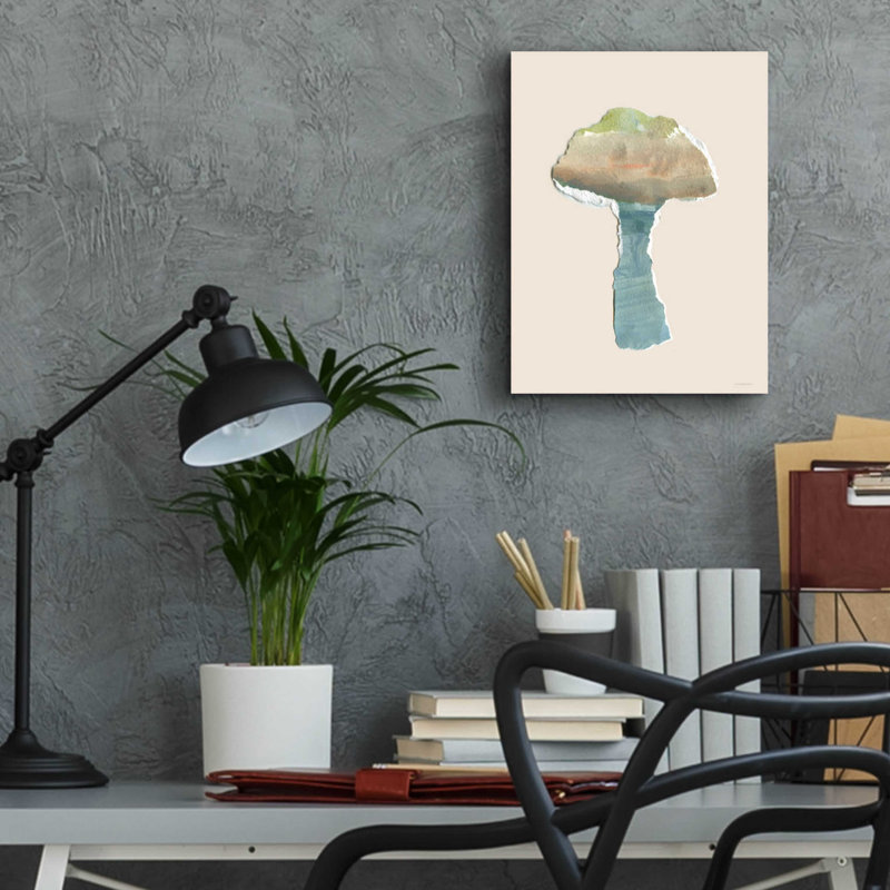 «Mushroom Home» par Kamdon Kreations, H 16 po x l 12 po x P 0,13 po
