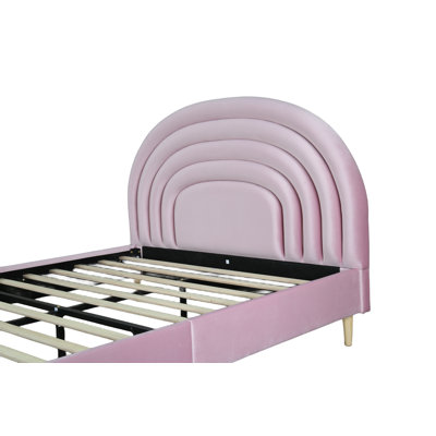 Halis Upholstered Scalloped Bed
