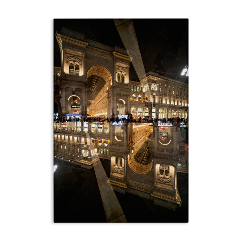 «Illuminated Architecture Symmetry», conception par Robin Vandenabeele, H 24 po x l 16 po