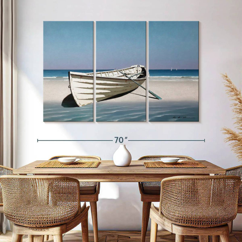 Mehar, bateau blanc sur la plage, H 42 po x l 65 po