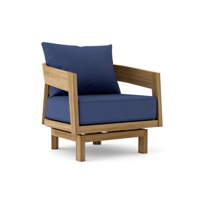 Outdoor Lounge Chair