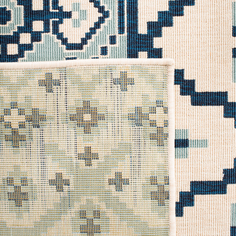 Northpoint Veranda Southwestern Indoor/Outdoor Area Rug, Rectangle 2'7" x 5'