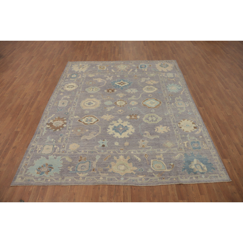 Tapis à motif floral Oushak