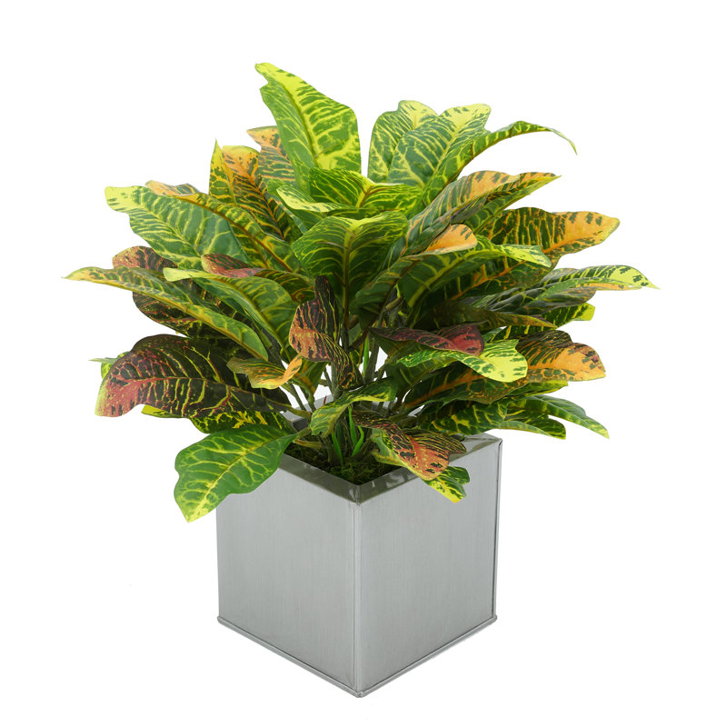 Feuillage artificiel 12 po en pot, Argent