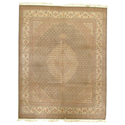 Tapis vert clair et crème noué à la main de haute qualité