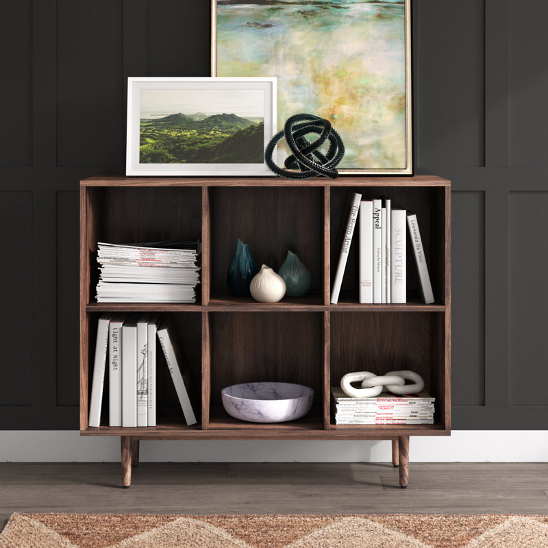 Bastri Bookcase, Walnut