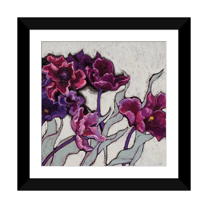 «Ruffled Tulips», reproduction d'art sur toile tendue, H 24 po x l 24 po x P 1 po, Papier d'art encadré noir, Blanc