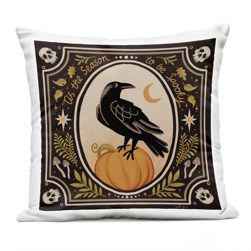 Coussin d'extérieur imprimé Spooky Season Black Crow par Janelle Penner, Corbeau noir / brun
