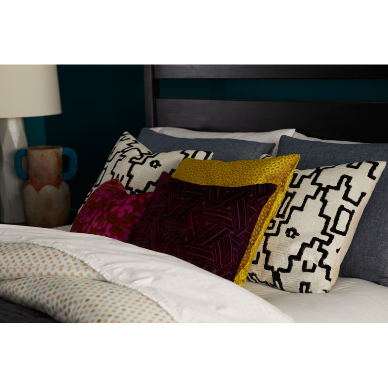 Lyric 500 Thread Count Egyptian-Quality Cotton Percale Pillowcase, King, White