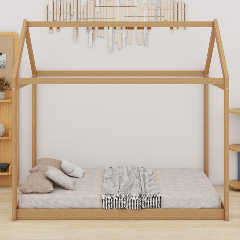 Lit maison en bois