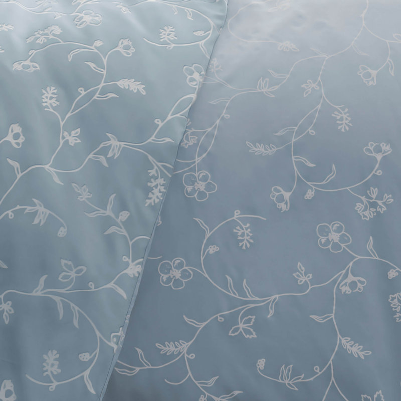 Ensemble de literie Sweetbrier de Southshore Fine Linens avec 1 taie d'oreiller, bleu ciel, 100 % coton à fibres longues, satin de coton 300 fils, motif floral, 1 place / 1 place XL