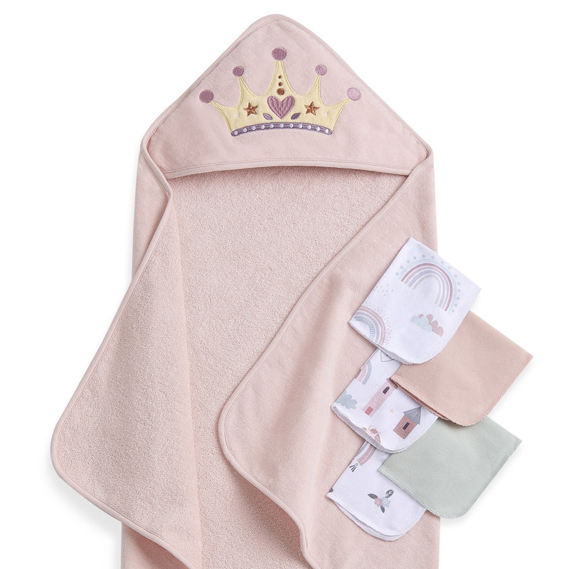 Enchanted Dreams 6 Pc Gift Set - Hooded Towel & 5pc Wash Cloths