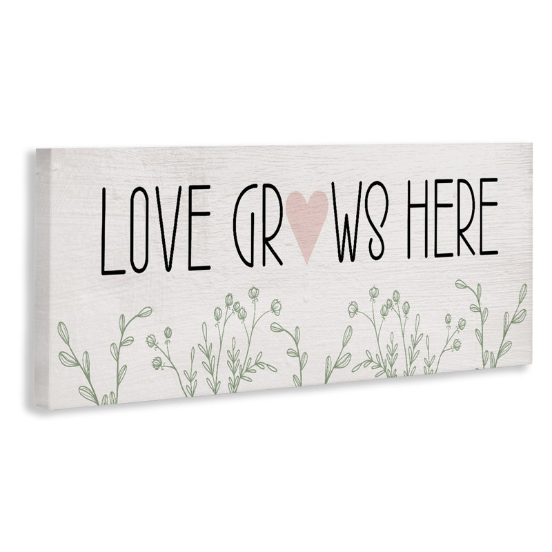 «Subtle Love Grows Here», toile par Lil 'Rue, H 17 po x l 40 po