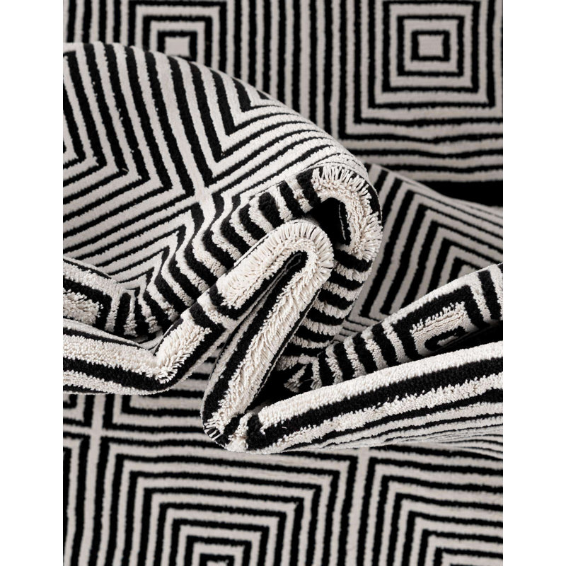 Lucerito Geometric Indoor Rug, Rectangle 5'3" x 8'
