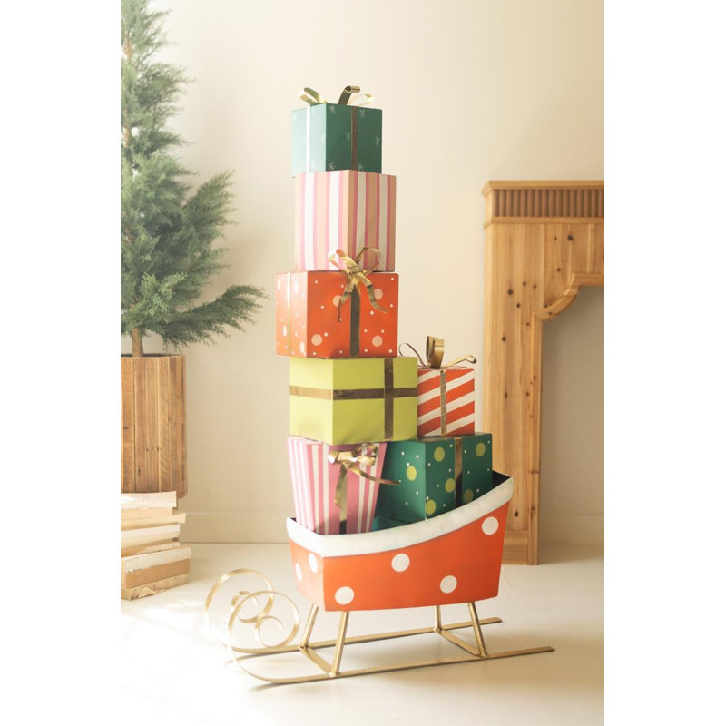 Luminaire de Noël géant en métal peint avec des cadeaux