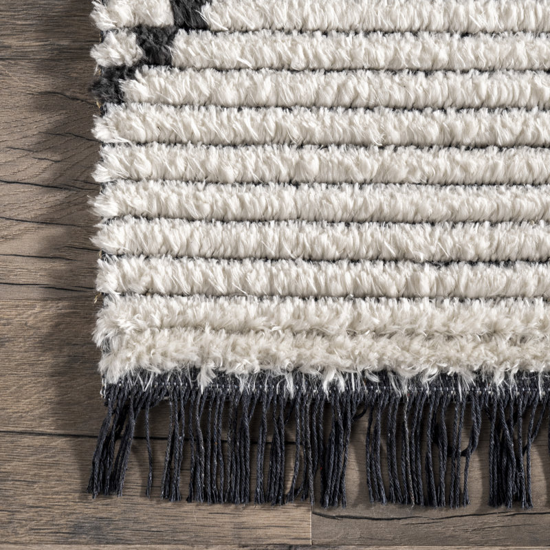 Frankie Bohemian Tasseled Shag Area Rug, Rectangle 5'3" x 7'6"