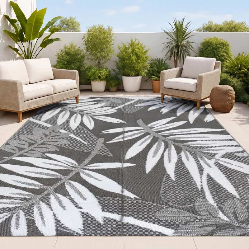Tapis d'extérieur pliable et réversible en plastique Wilde, Gray/White, Rectangle 9' x 12'