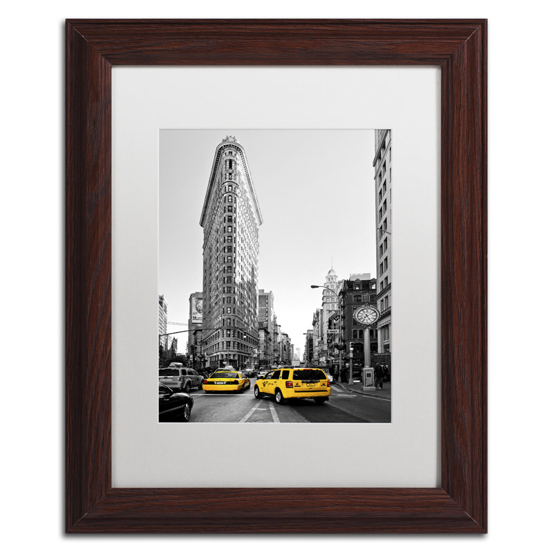 « flatiron building de la e », reproduction de photo encadrée, H 14 po x l 11 po x P 0,5 po, Cadre brun