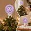 Ornement en forme de sapin de Noël avec décorations de Noël-876124948