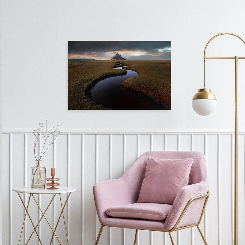 Impression d'art mural représentant un paysage architectural abstrait spectaculaire du mont Saint-Michel, 24" H x 36" W