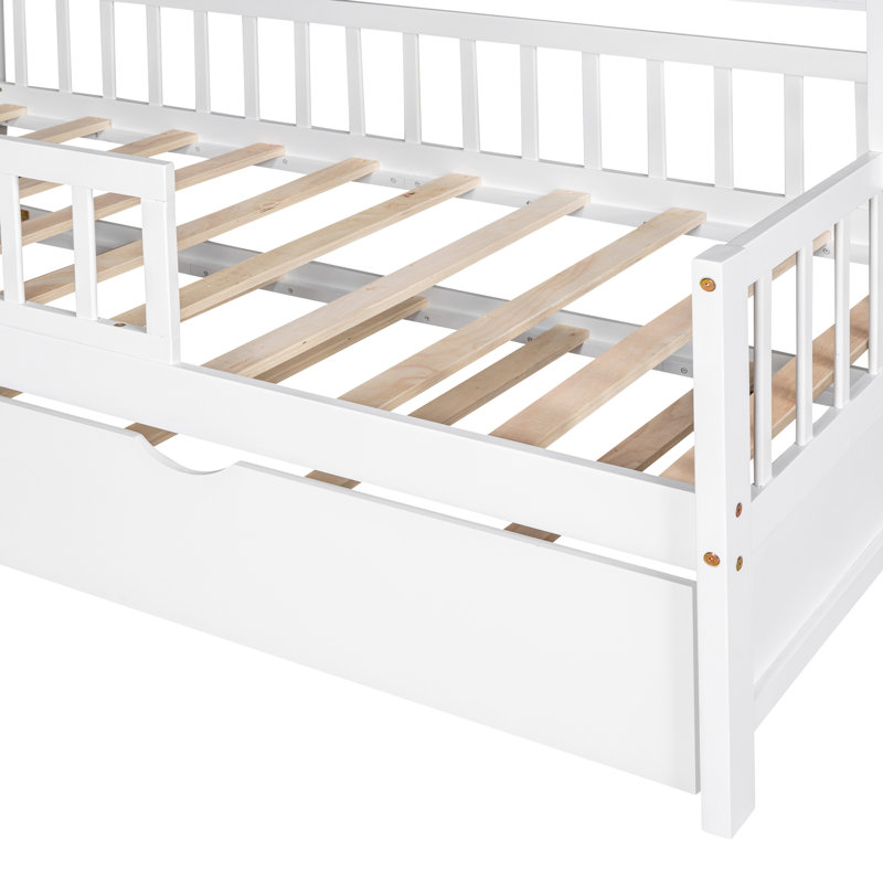 Lit simple en bois avec lit gigogne et lit pour enfant