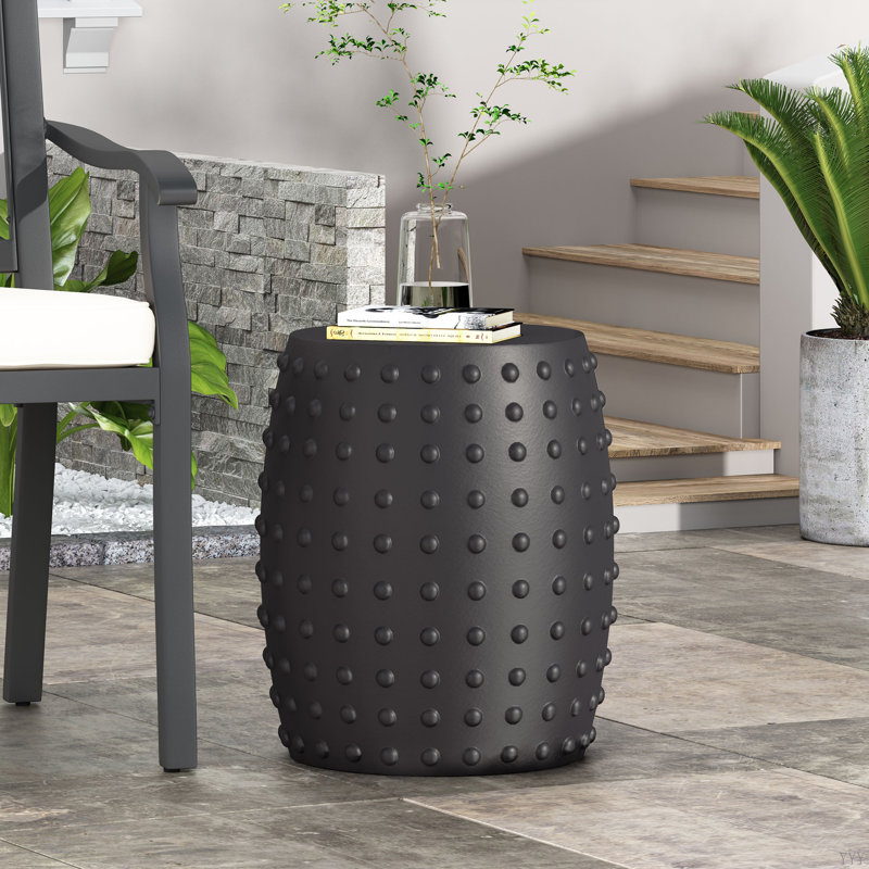 Table d'appoint d'extérieur en béton léger