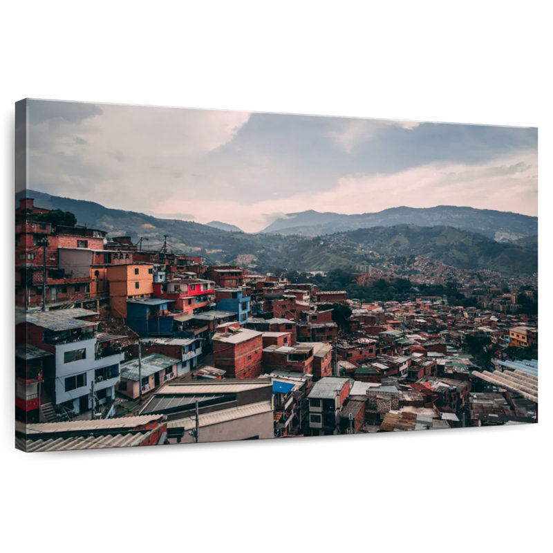 Nicci Medellin Houses