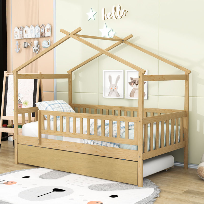 Dustee Wood Daybed with Slats, Natural, Twin