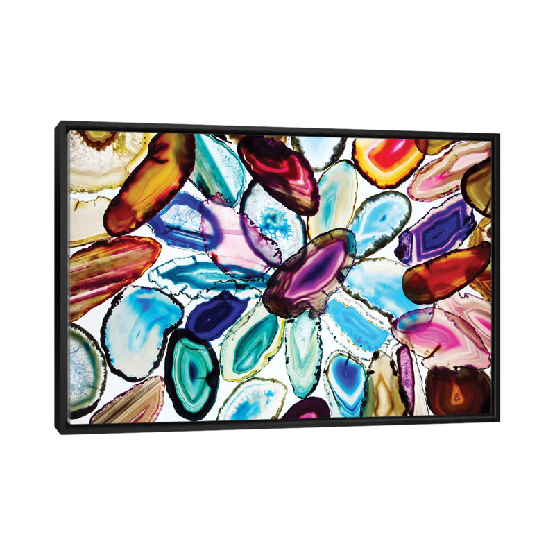 «The Vibrant Slices of Earth» par Elena Kulikova, reproduction sur toile tendue, H 18 po x l 26 po x P 1,5 po, Pas de tapis