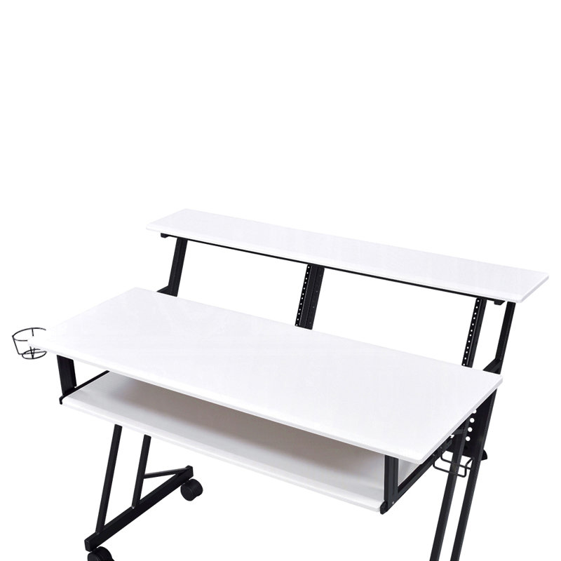 Bureau de studio d'enregistrement de musique avec plateau à clavier, Blanc