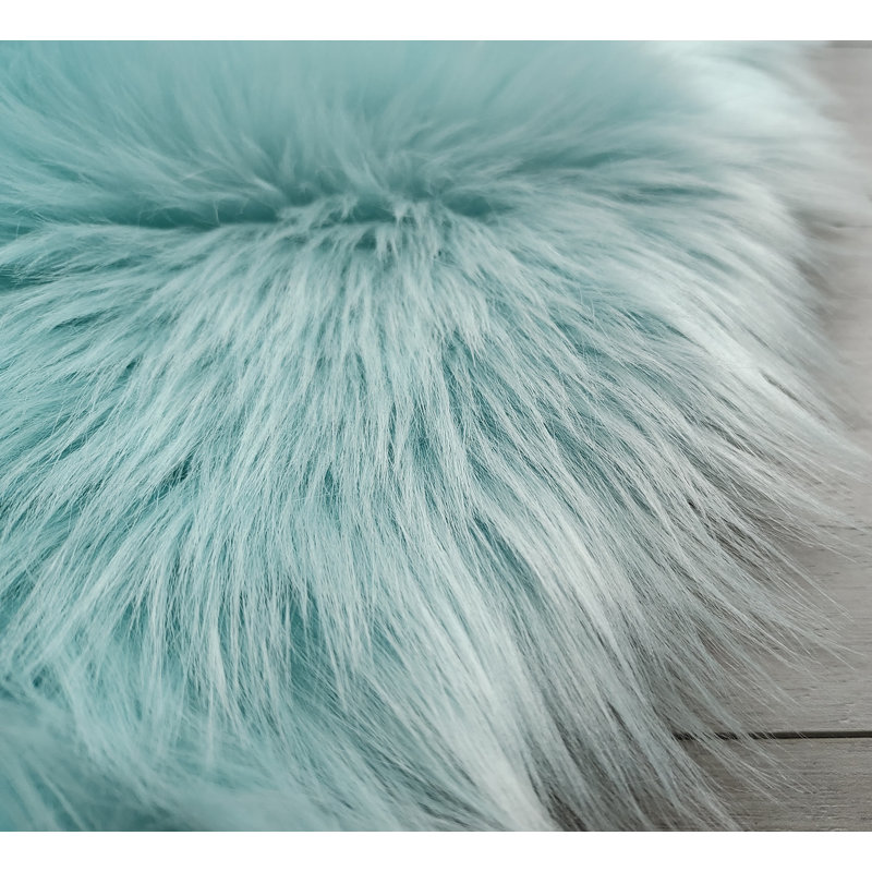 Macie-Lou Faux Sheepskin Indoor Rug, Round 4'