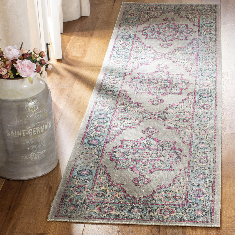 Villanova Performance Oriental Rug, Runner 2'2" x 8'