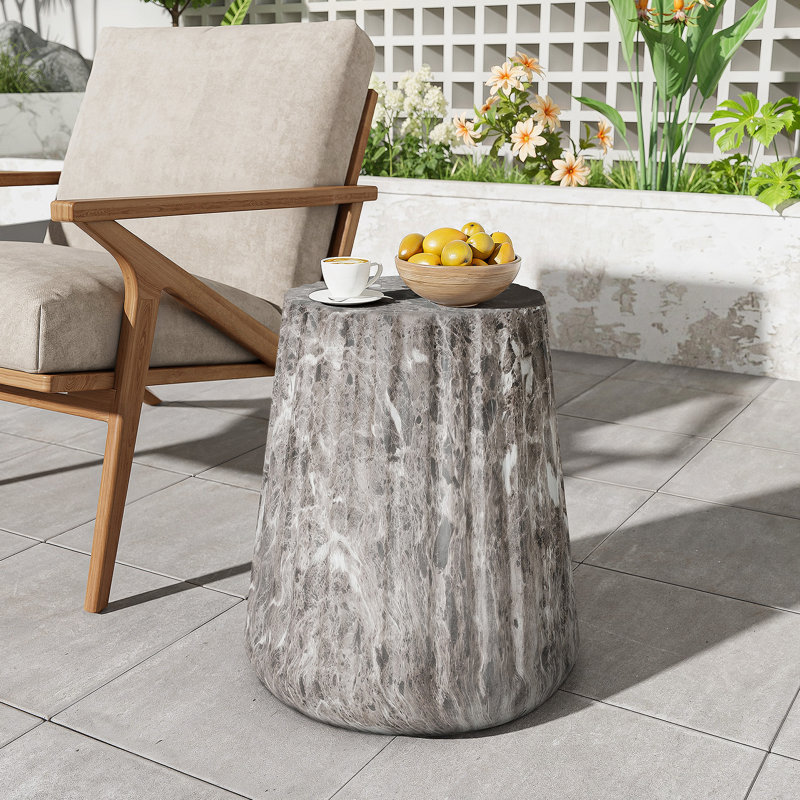 Outdoor Cleme Carved Side Table, Gold, Brun