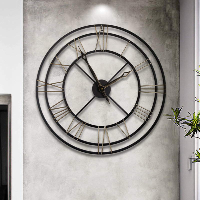 Geronima Metal Wall Clock, Medium