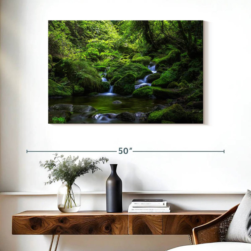 Alvord Whimsical Falls, H 26 po x l 39 po