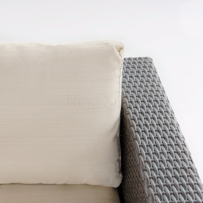Fauteuil de patio Mbrn + Alu, Beige Cushion/Dark Brown Frame