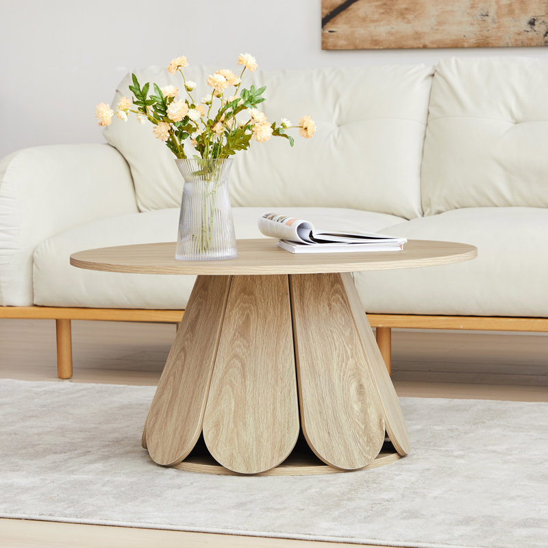 Table basse ronde avec base en forme de pétale, Naturel