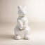 Statue de lapin debout glacé