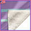 Couvertures mauves à rayures bleues-128739006