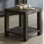 Table de bout en bois massif Kaicey