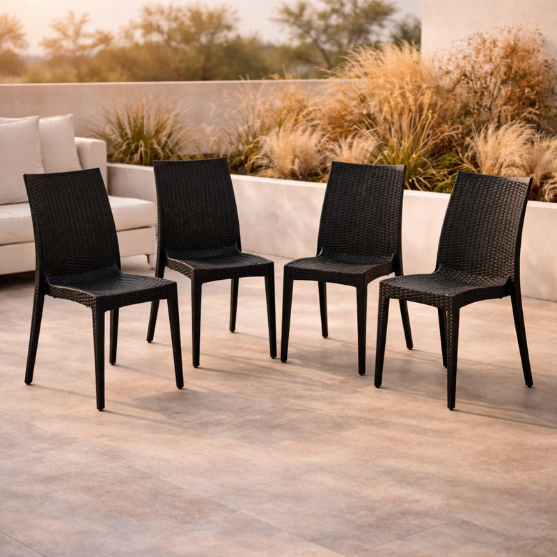 Chaise de patio d'extérieur empilable Quade, Noir, Ensemble de 4