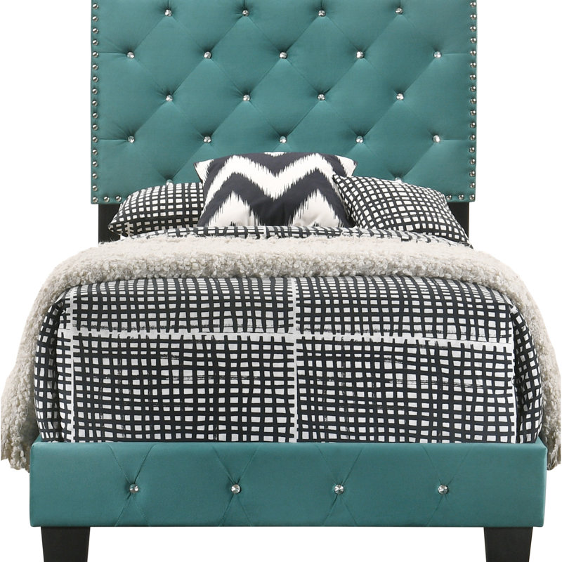 Charmant lit simple en velours envoûtant pour un sommeil confortable
