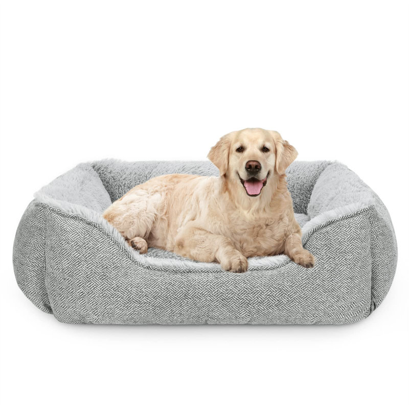 Broadway Pet Bed, 23cm H x 89cm W x 63cm D