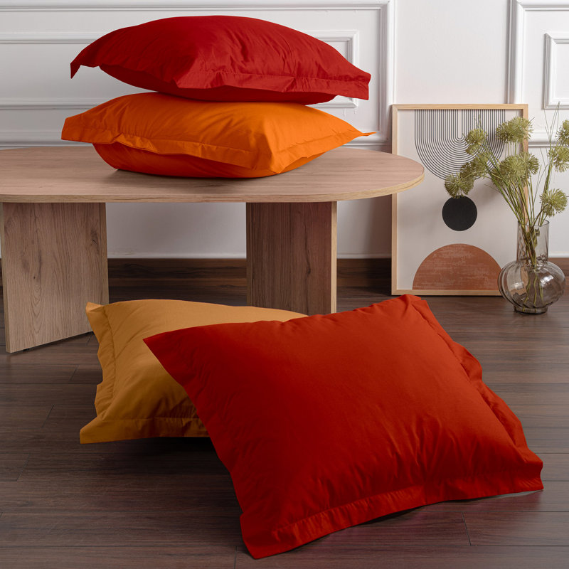 Luxurious Oxford Pillowcase Set (2 Pieces), Red, 31.5 x 31.5 inches | 100% Cotton Ranforce, 145 Thread Count, Envelope Closure | Machine Washable for Easy Care, Perfect for Stylish Bedroom Decor